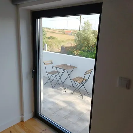 Adega Residências Artísticas - Perto De Lisboa Maison d'hôtes 3*